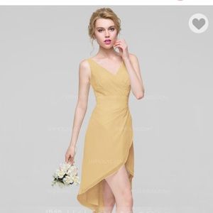 Brand New. The dress for special occasions!